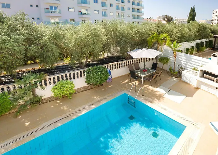 Athena * プロタラス