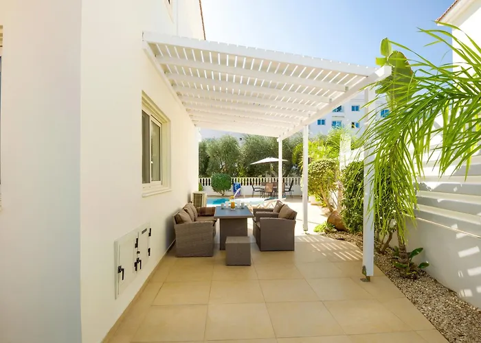 Athena ヴィラ プロタラス