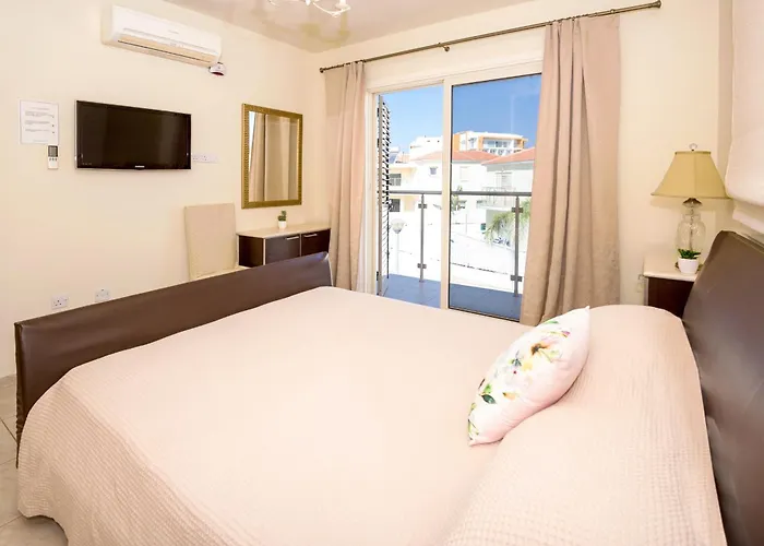 Vila Athena Protaras