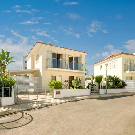 Villa Athena Protarász